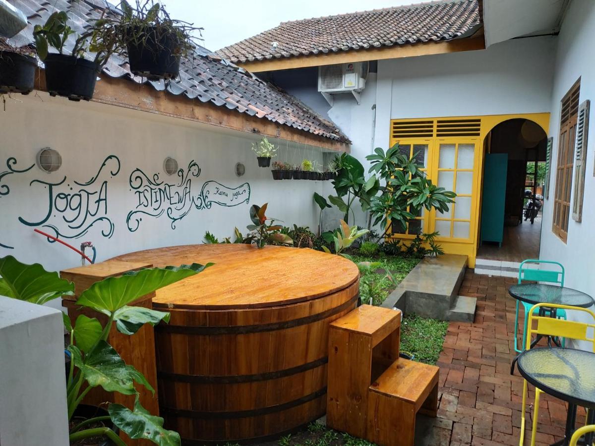 Wonderloft Hostel Jogja Yogyakarta Luaran gambar